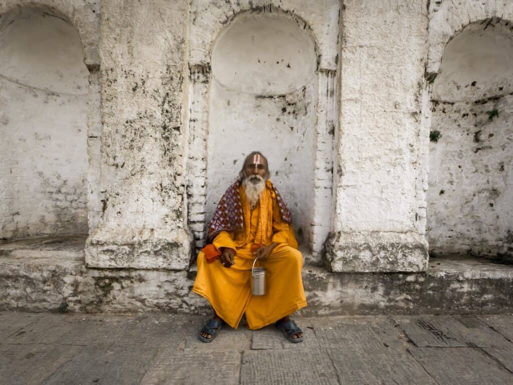 mindfulness in hinduism, hindu monk