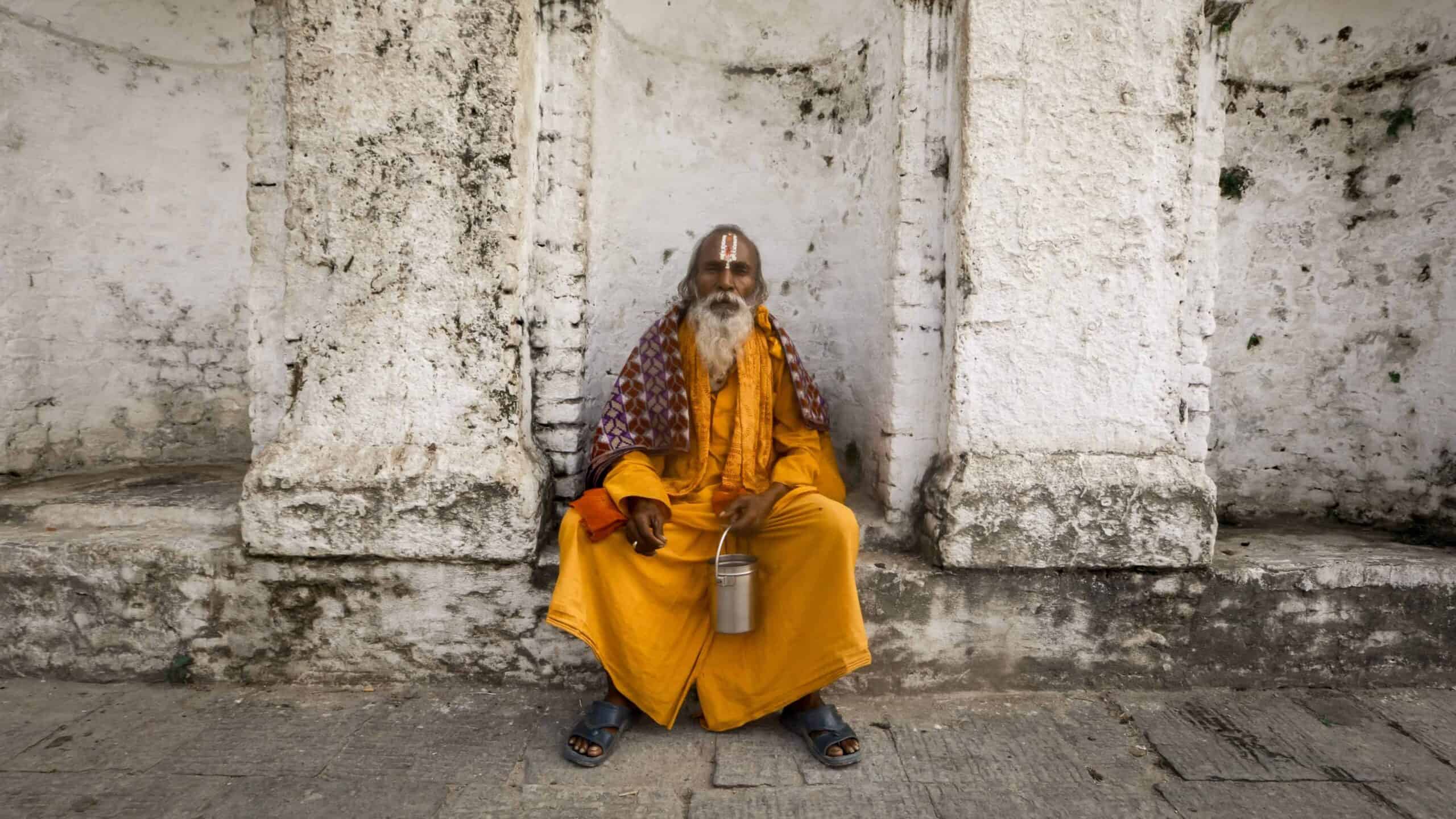 mindfulness in hinduism, hindu monk